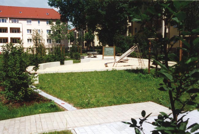 Umbau und Neugestaltung der Innenbereiche eines Wohnquartiers in Dresden - Striesen
