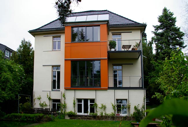 Umbau und Sanierung eines Mehrfamilien-Wohngebäudes in Radebeul
